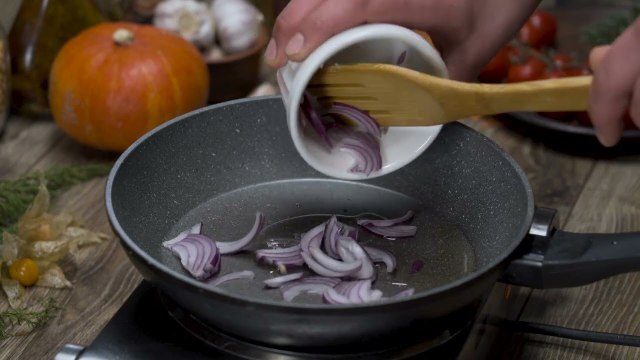 80 Farfalle with Grilled Marinated Peppers and Tofu