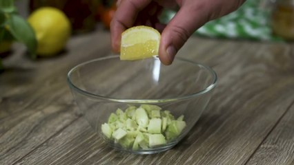 10 Burrata with tomatoes and sauce
