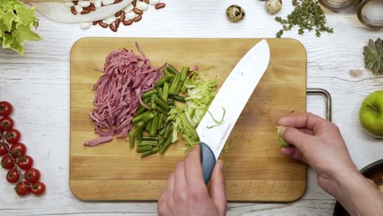 30. Salad with Beans and Ham