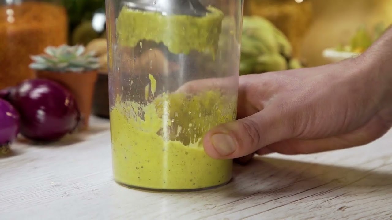 1. Salad with Mango and Avocado