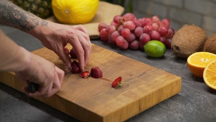 7 Avocado Strawberry Protein Smoothie