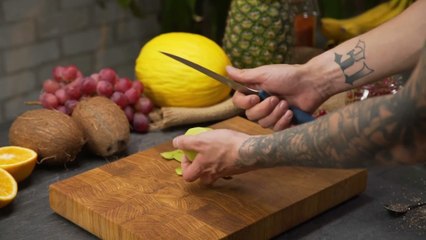 2 Kiwi Banana Carrot Smoothie