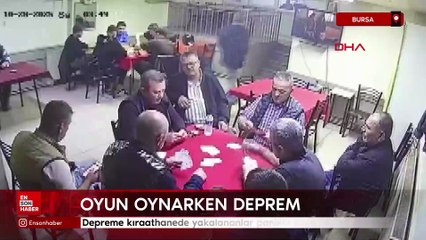 Bursa'da depreme kıraathanede yakalananlar panikle kaçtı