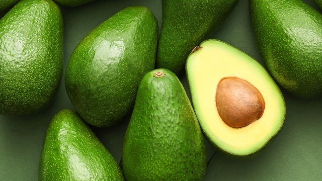 5 Potential Risks of Eating Avocados You Should Know