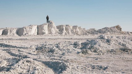 Farmer Spends 16 Years Studying Law to Take On Chemical Company Over Land Pollution
