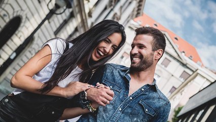 7 Signs You Are Falling Head-Over-Heels in Love