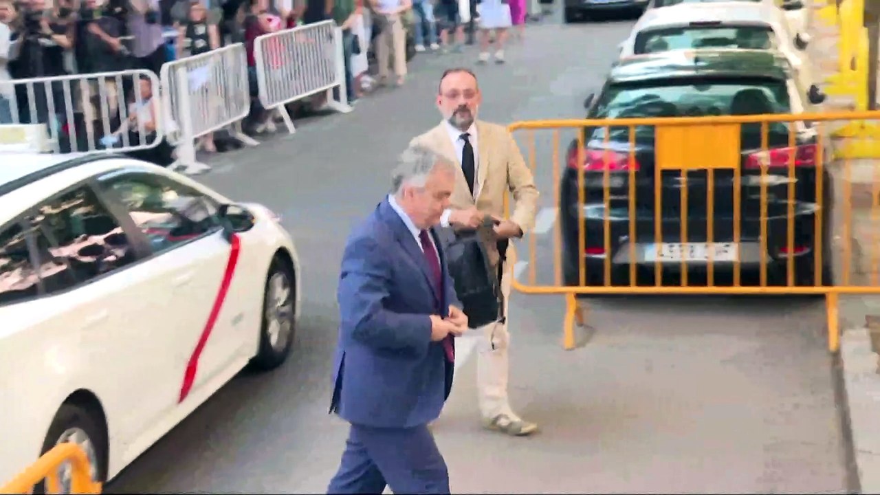 El Supremo mantiene a Cerdán en prisión y rechaza "agravio comparativo" con Ábalos o Koldo