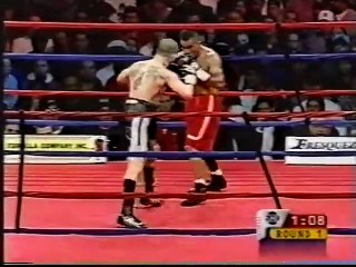 Johnny Tapia vs Famosito Gomez - Showtime 3-17-2001