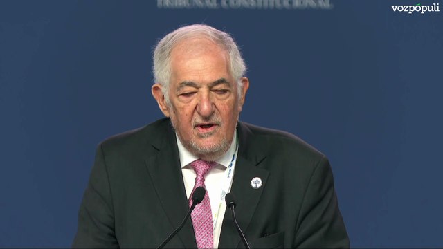 Conde Pumpido denuncia los ataques al Constitucional