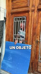 El hombre que salvó su casa gracias a un plástico