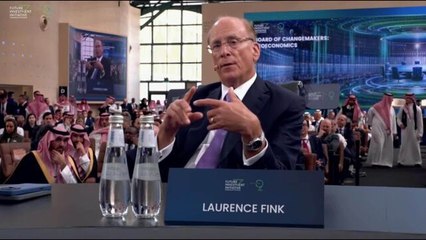 BlackRock CEO Fink Says US Is Place to Be Overweight for Next 18 Months