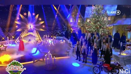 Andrea Berg - Denn es ist Weihnachtszeit  (Die Feste mit Florian Silbereisen - Alle singen Weihnachten! Das große Adventsfestsingen 2023.)