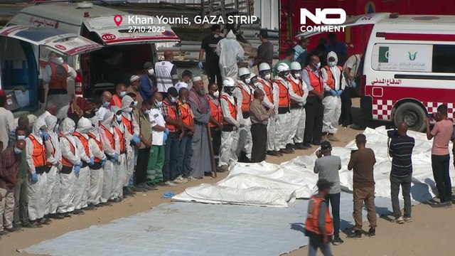 Decine di palestinesi sepolti a Gaza dopo che Israele ha restituito i corpi