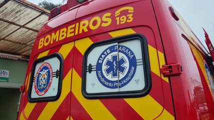 Mulher sofre queda de dois metros em mercado e é socorrida pelo Siate