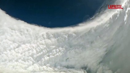 L'uragano Melissa punta verso la Giamaica: le spettacolari immagini dall'aereo