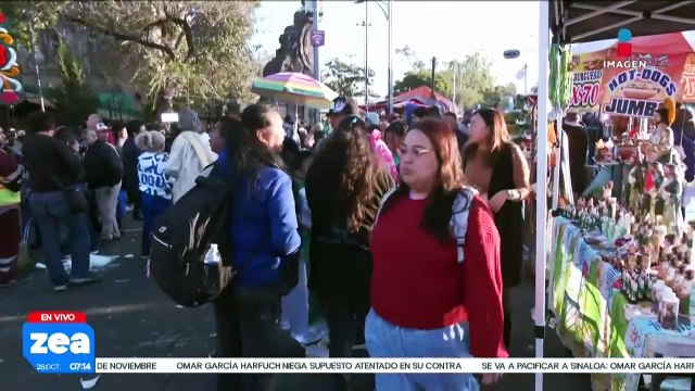 Fieles llegan a la Iglesia de San Hipólito en el Centro Histórico | Noticias con Francisco Zea