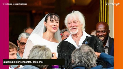 "J’ai été libéré de mon serment" : Après le départ de sa femme, ce chanteur star des années 60 vit pleinement son histoire avec sa maîtresse de 45 ans sa cadette