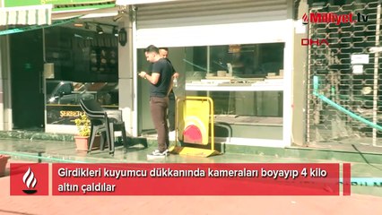 Kuyumcuda kameraları boyayıp 4 kilo altınla kayboldular