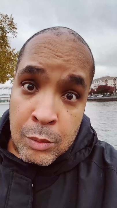 Vous trouvez ça synchro ou pas ? 😎🤣 #humour #drole #bruitage