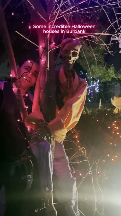 Some incredible Halloweenhouses in Burbank