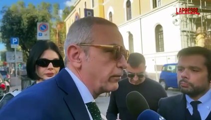 Vittorio Sgarbi, la figlia Evelina in tribunale: "Al momento non mi sento di dire nulla"