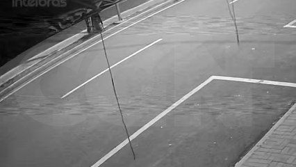 Câmera de segurança flagra furto de fios no Conjunto Julieta Bueno, em Cascavel