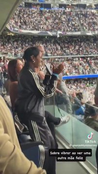 El precioso momento de la madre de Endrick con la de Bellingham tras el gol de Jude en el Clásico