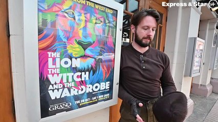 Meet the giant Lion puppet thats taken over the Grand Theatre in Wolverhampton as The Lion the Witch and the Wardrobe lands in the city.