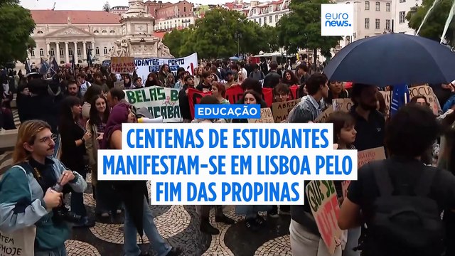 Centenas de estudantes manifestam-se em Lisboa pelo fim das propinas