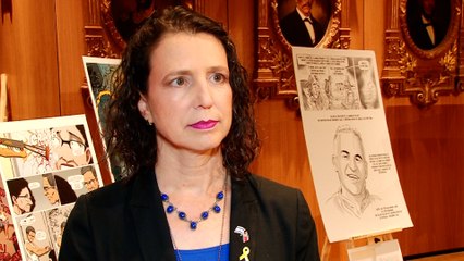 Exhibición de arte en Asamblea Legislativa para conmemorar dos años del ataque terrorista de Hamás a Israel