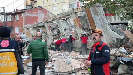 Kocaeli Gebze'de 7 katlı bina çöktü: Enkaz altında kalanlar var