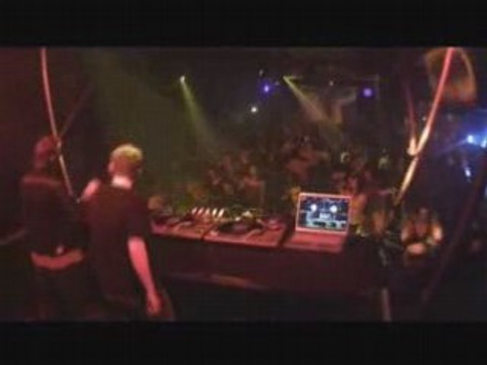 BT 59 ADIKT the party