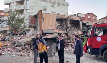 Gebze'de çöken binanın enkazı havadan görüntülendi