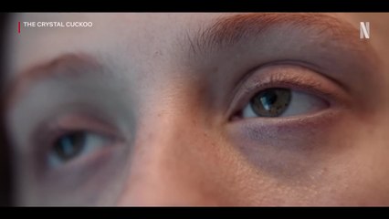 Le Coucou de cristal - saison 1 Bande-annonce VO STEN