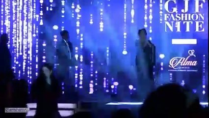 Vidya Balan opens up about why she feels a little conscious on the ramp, proving once again that real confidence is about being authentic, not perfect. 💫  #glamsham #vidyabalan #rampwalk #fashionshow #bollywoodactress #realbeauty #confidencegoals #styles