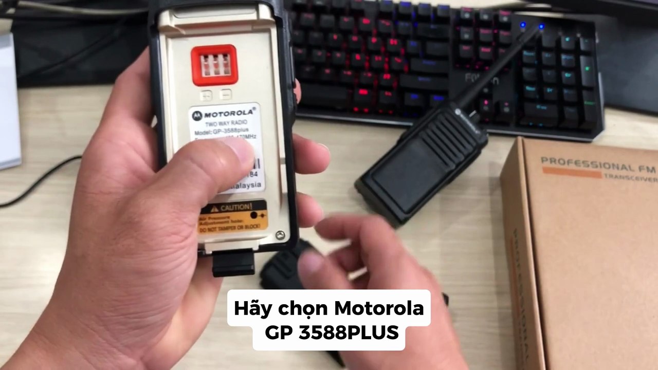 Bộ đàm Motorola GP 3588PLUS - Sóng khỏe, pin trâu, âm rõ vượt trội!
