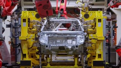 Neuer Jeep Compass 2025: Produktion im Stellantis-Werk Melfi mit elektrifizierten Antrieben gestartet