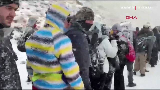 Dağcılar, Cumhuriyet tırmanışında tipiye yakalandı