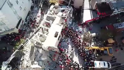 Gebze'de bina çöktü; enkaz altındaki 5 kişilik aileye ulaşıldı