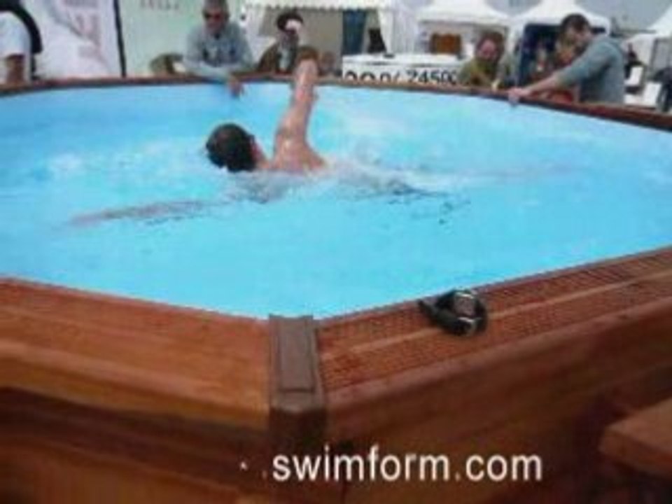 Nage à contre courant swimform