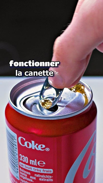 Les vraies raisons du trou sur les canettes ! 🥤