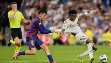 Lewandowski y Dani Olmo vuelven a uno entrenamientos grupales sin Pedri