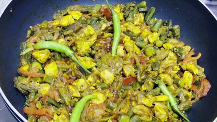 Delicious Bhindi Gosht Recipe | Tender Meat with Okra | Traditional Pakistani Style