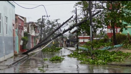 Le strade e le case di Cuba distrutte dall'uragano Melissa