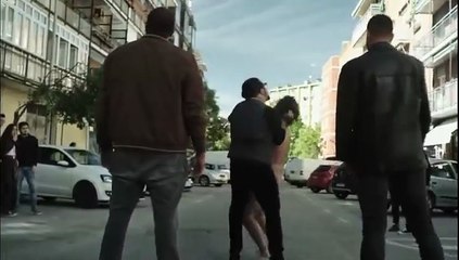 Entrevías 1x04 Lo que se esconde bajo la alfombra