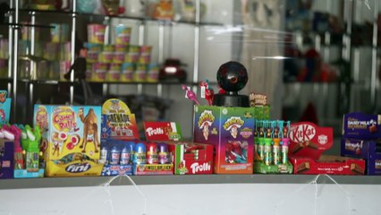 Health organisations urge government to enforce anti-vaping laws in Western Australia