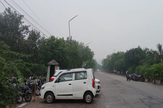 Rajasthan Weather : जयपुर में देर रात से अलसुबह तक रिमझिम बारिश जारी, मौसम हुआ सुहाना