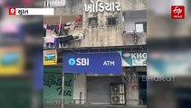 તસ્કરોએ કર્યું નવા વર્ષનું મુહૂર્ત: સુરતના ATM બુથમાં કરી ચોરી, ગેસ કટરથી કાપી નાખ્યું