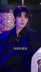 The story is now complete. 18-year-old Li Yanyan, seeking revenge on her mother's marriage, schemes to get close to her stepfather's son and win him over. But when she's done playing the game and proposes breaking up, he begs her with red eyes not to leav