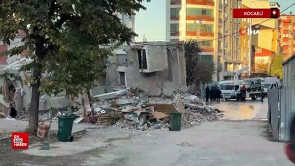 Kocaeli'nin Gebze ilçesinde yıkılan binada enkaz kaldırma çalışmaları başladı